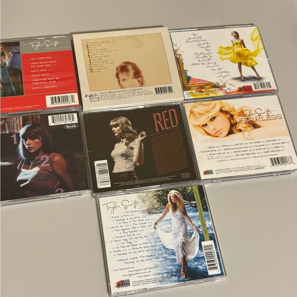 Taylor Swift CD Collection - Picture 4 of 13
